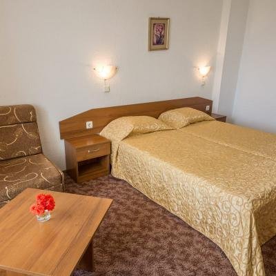 Hotel Genada Double Room