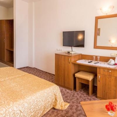 Hotel Genada Double Room
